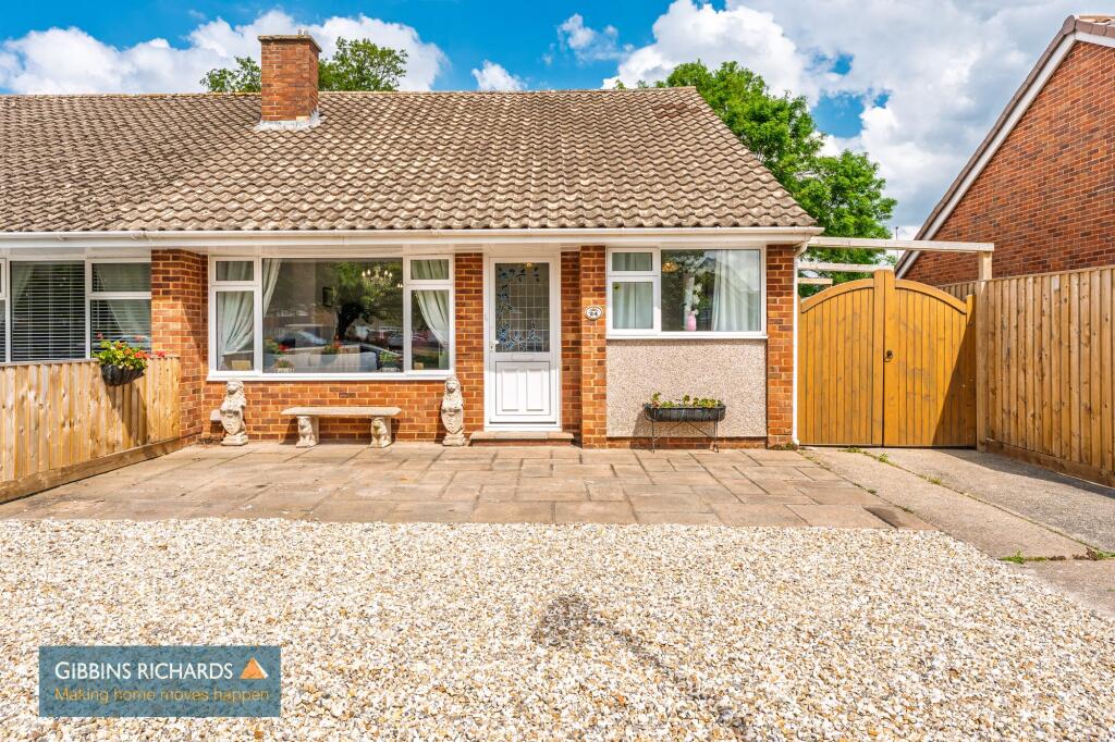2-bed semi-detached on Heathcombe Road, Bridgwater, TA6, £276,500