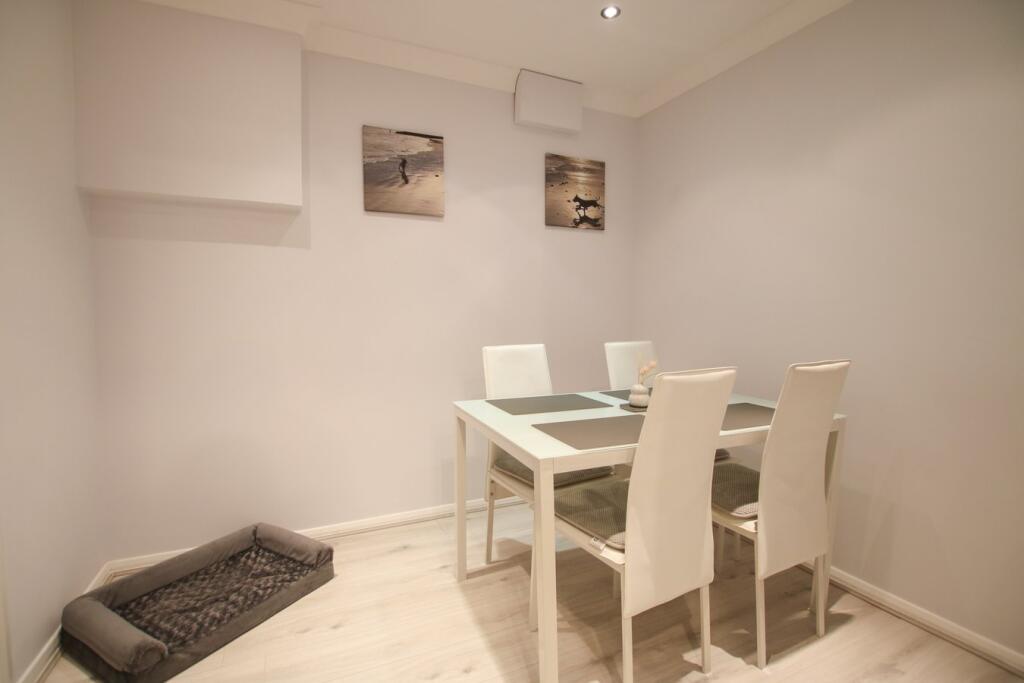 Mercury Avenue, Wokingham, RG41 photo 4