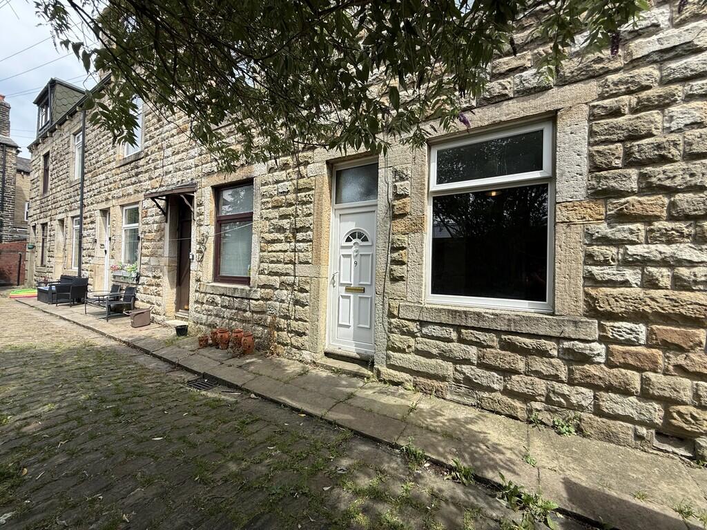 Main image of property: Back Der Street, Todmorden