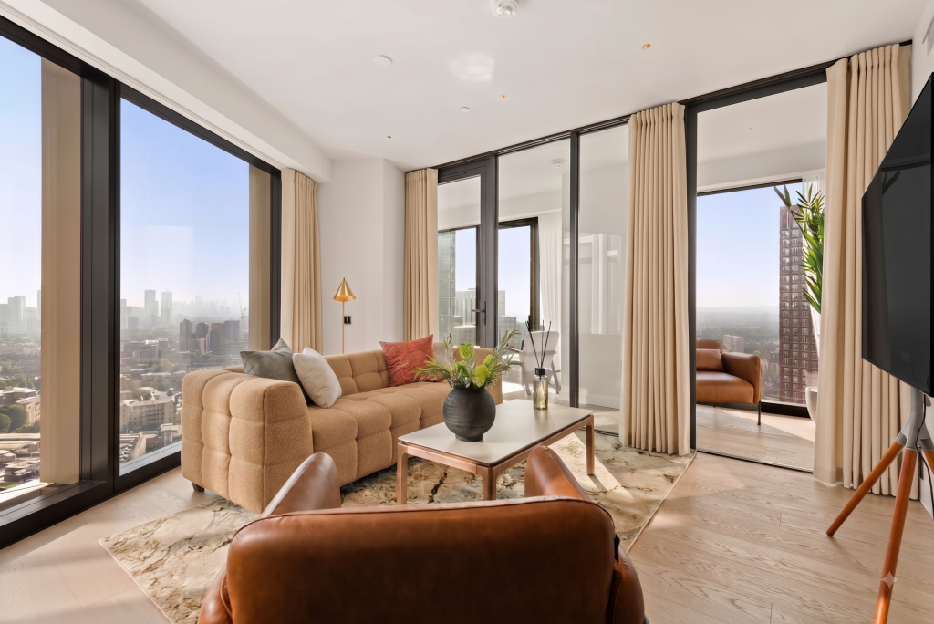 Main image of property: River Park Tower, Vauxhall, London, SW8