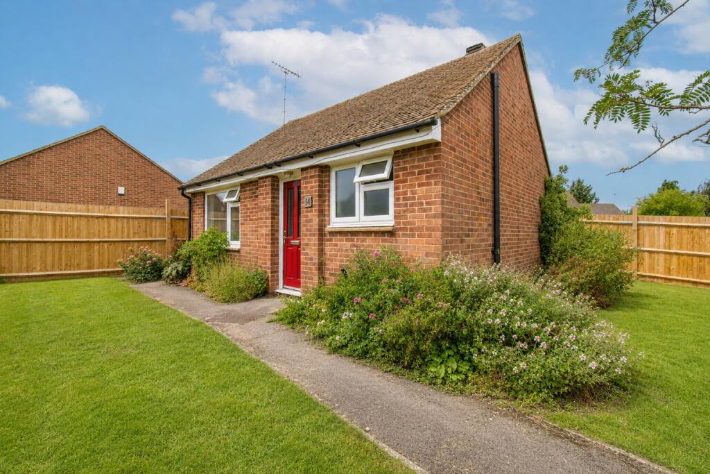 Main image of property: Hampton Road, Newbury, Berkshire, RG14