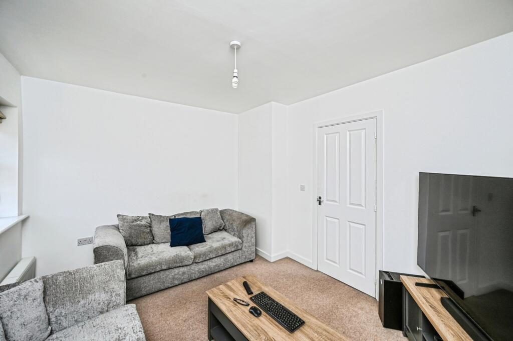 House in Ashfield, Selston - More