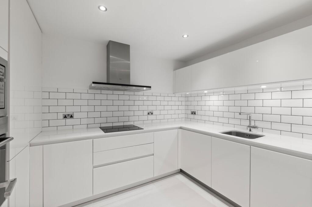 Apartment in London - View 3