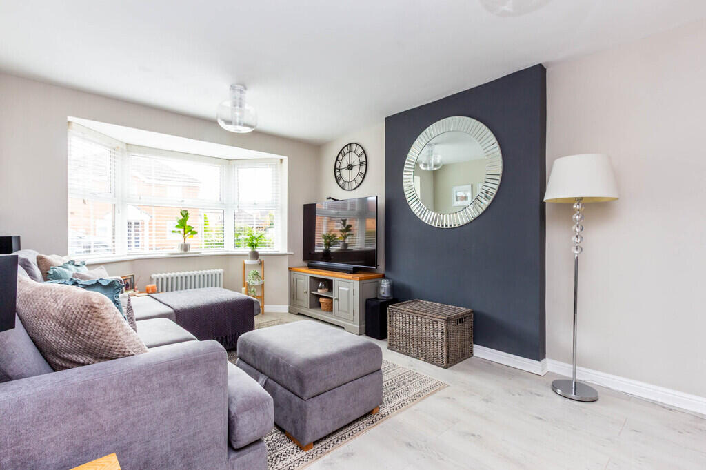 House in Rushden, North Northamptonshire - View 3