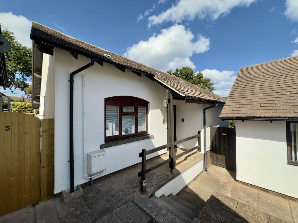 House in Teignbridge, Dawlish - View 2