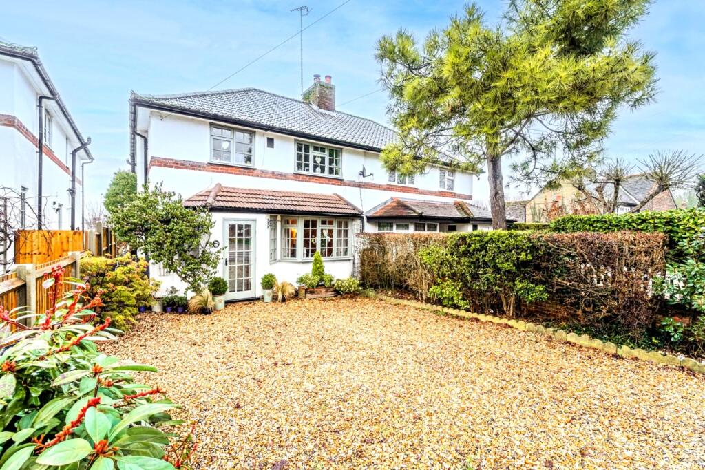 Main image of property: Marford Road, Wheathampstead, St. Albans, Hertfordshire, AL4