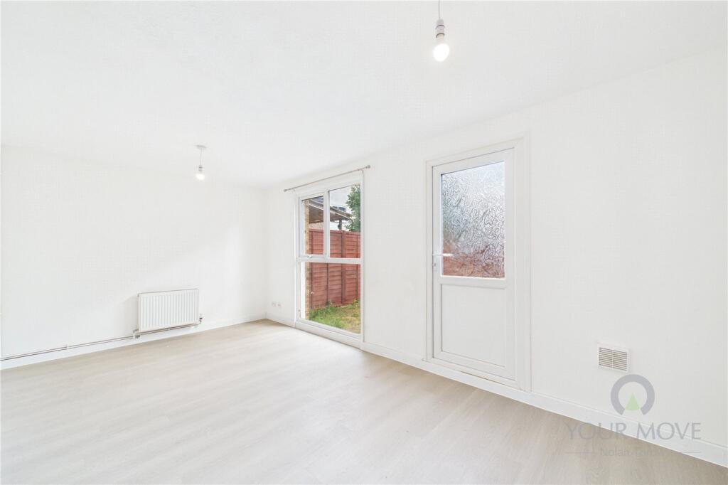 Nether Jackson Court, Blackthorn, Northampton, NN3 - View 5