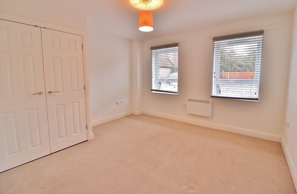 South Lane, Clanfield, Waterlooville photo 4