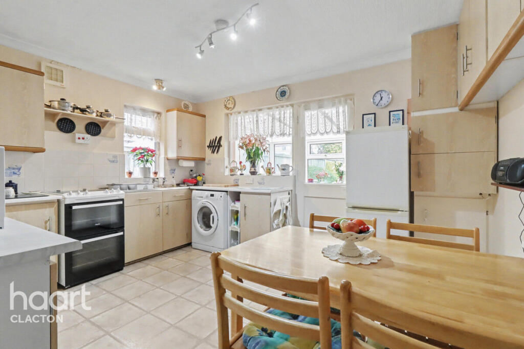 Alleyne Way, Clacton-On-Sea - View 5
