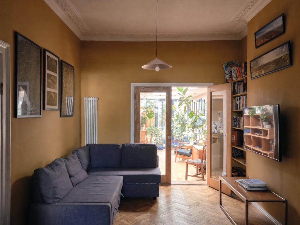 House in London - View 4