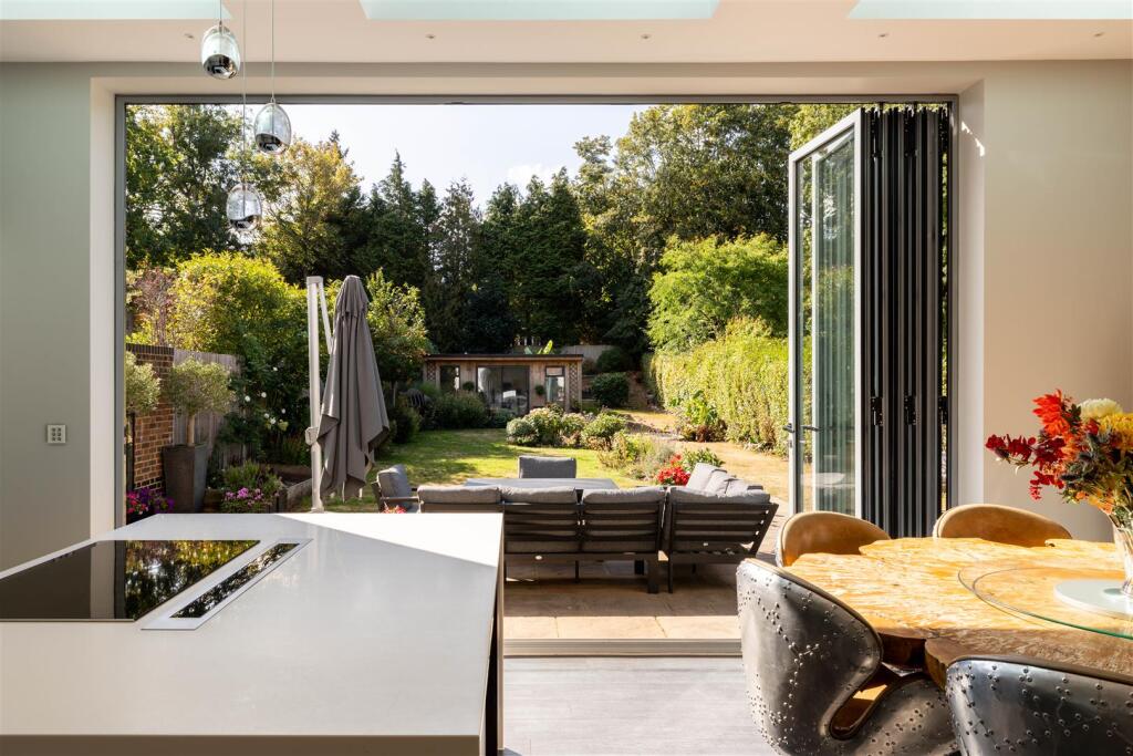 House in Reigate and Banstead, Reffles Bridge, Meadvale - View 2