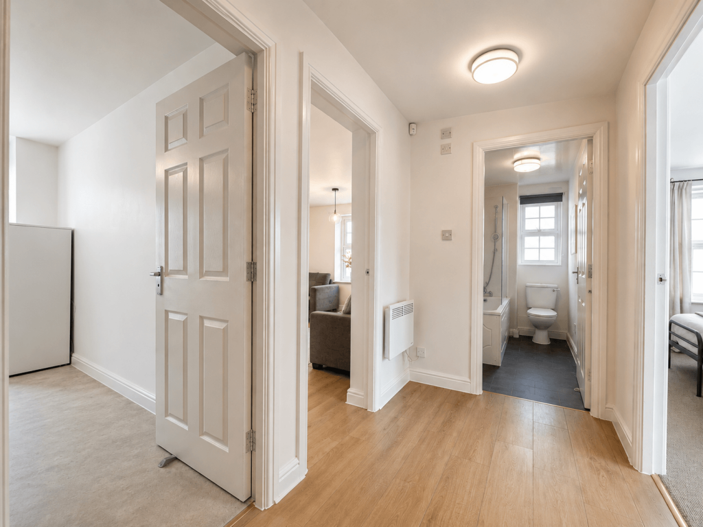 Apartment in Northampton - View 2