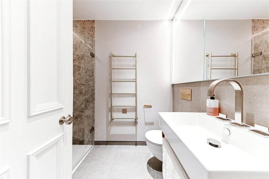 Apartment in London, South Kensington - View 4