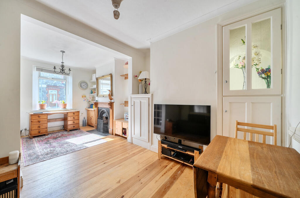 House in Cardiff - View 4