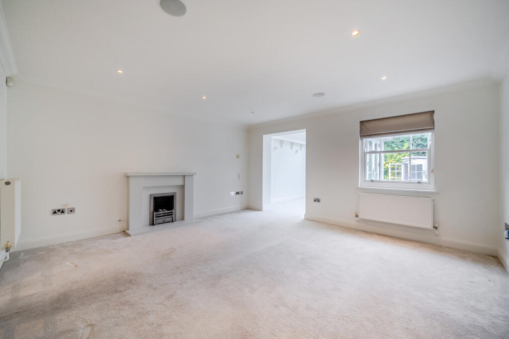 House in Guildford - View 3