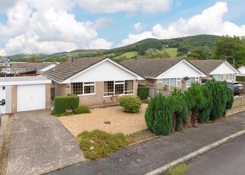 2 bedroom bungalow for sale in Carno, Caersws, Powys, SY17