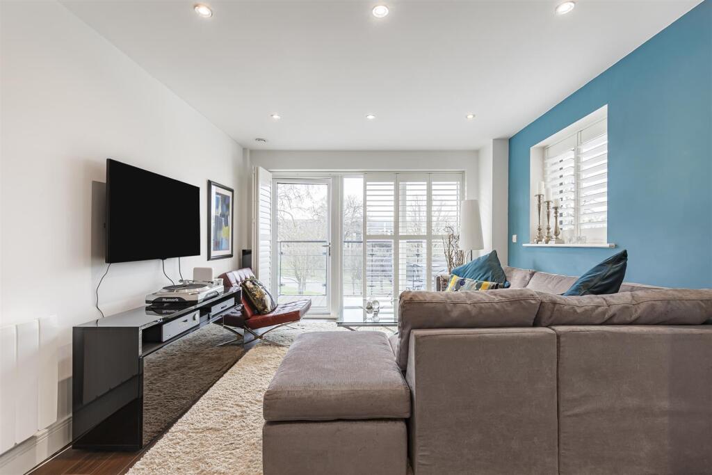 Roehampton Lane, Putney, SW15 photo 4