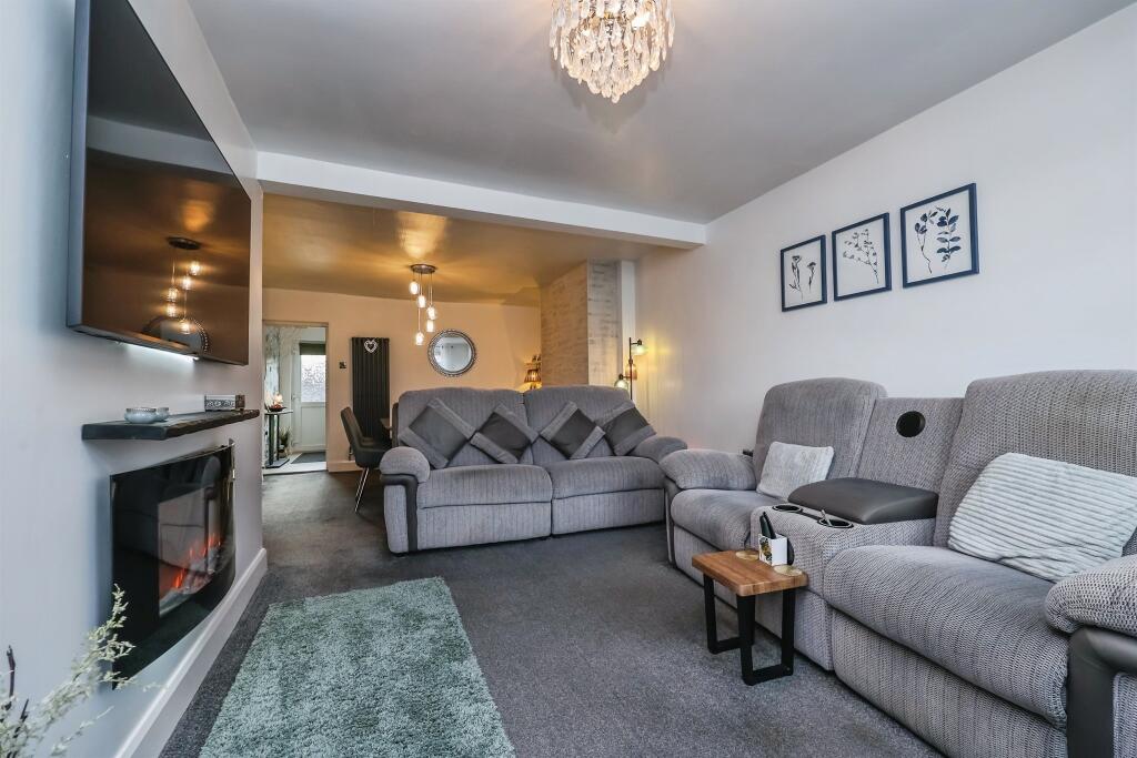 House in Amber Valley, Aldercar and Langley Mill CP - View 5