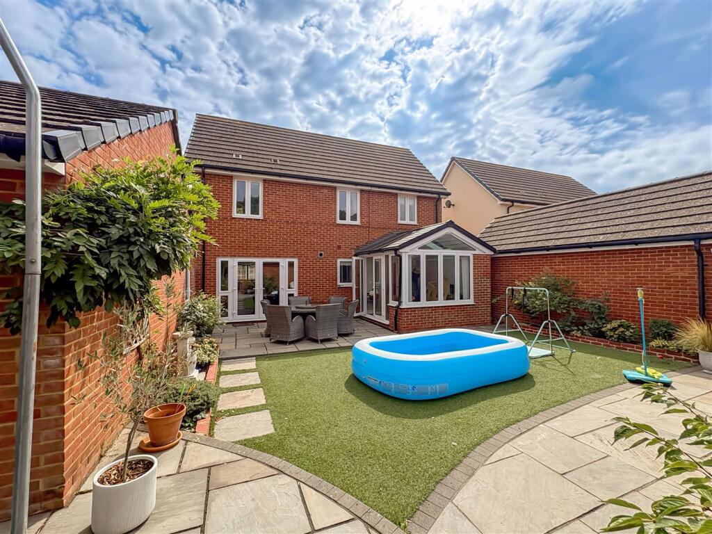 House in Brighton - View 2