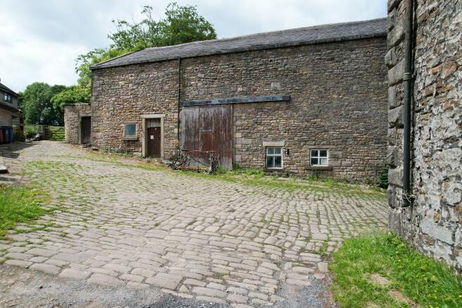 Main image of property: Lower Fowler Heights Barn, Heys Lane, Blackburn,  BB3
