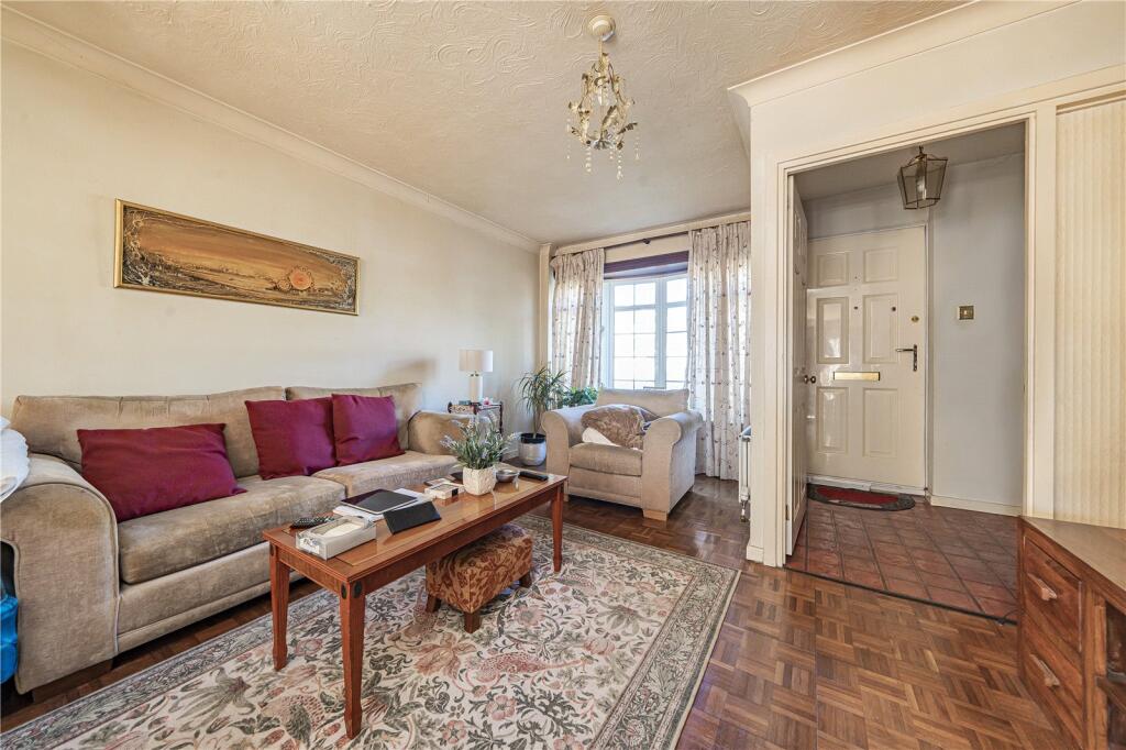 House in London - View 3