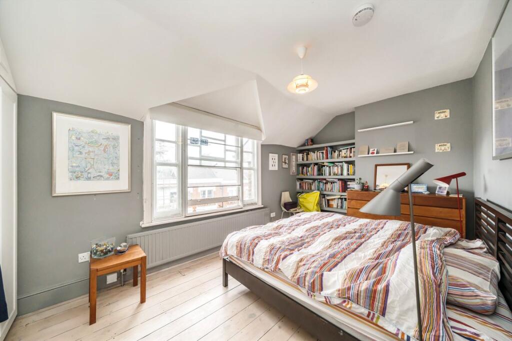 Apartment in London - View 3