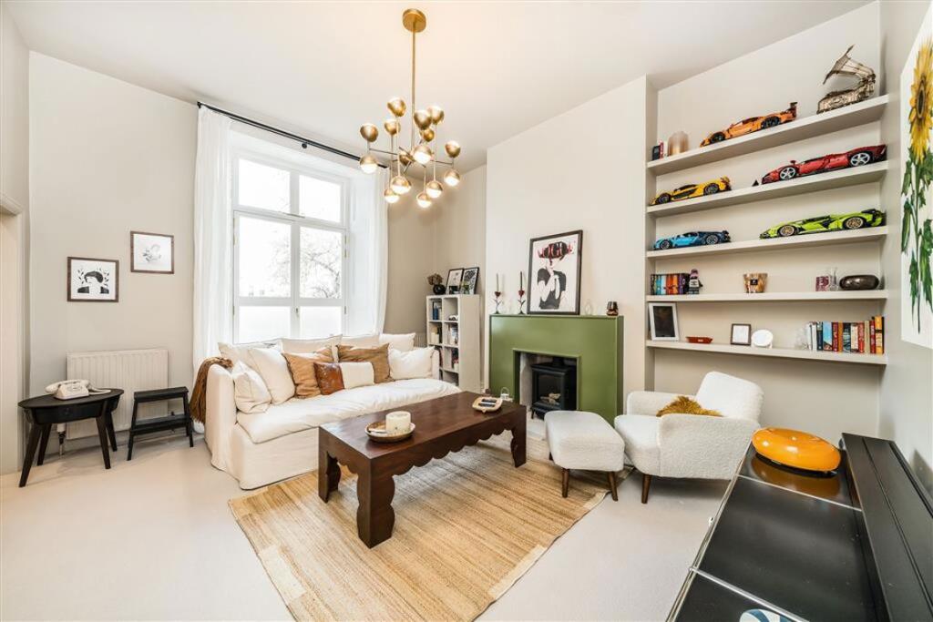 Apartment in London, Steele's Village, Belsize Park - View 2