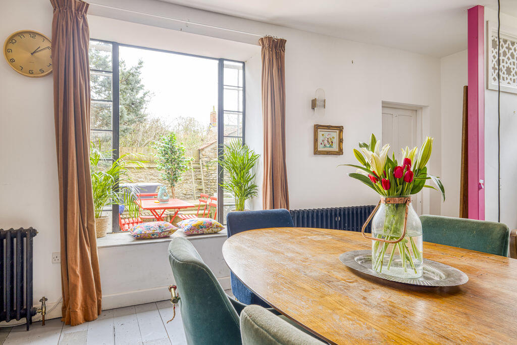 Additional image 6 of Unique 6 bedroom detached property on Bruton High Street