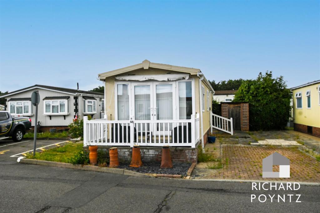 Main image of property: No chain - Kings park, Creek Road, Canvey Island