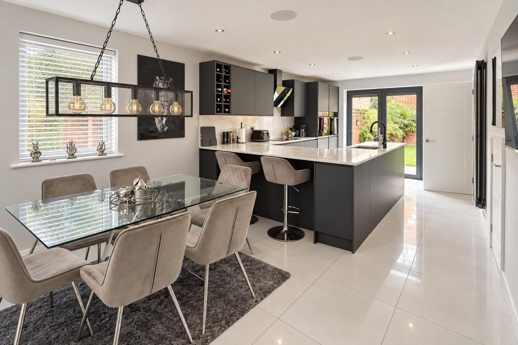 House in Stevenage - View 2