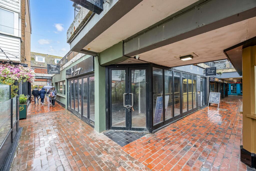 Brighton Square 20-002 2.JPG