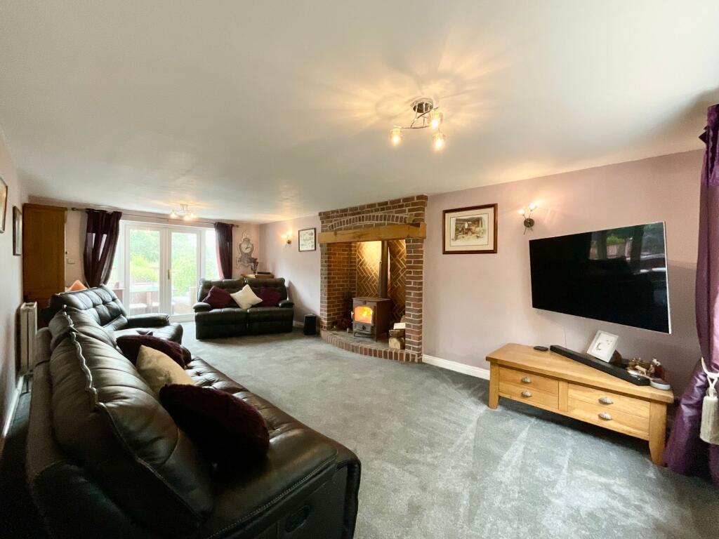 House in Stoke-on-Trent - View 5