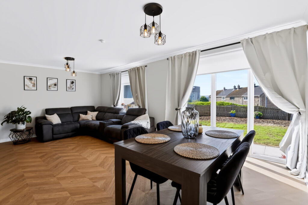 House in Glasgow, West Dunbartonshire - View 5