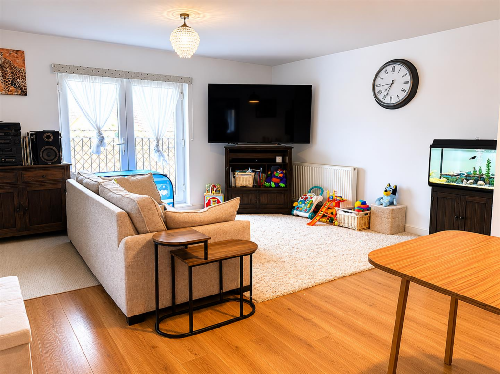Apartment in Maidstone, Boughton Monchelsea - View 2