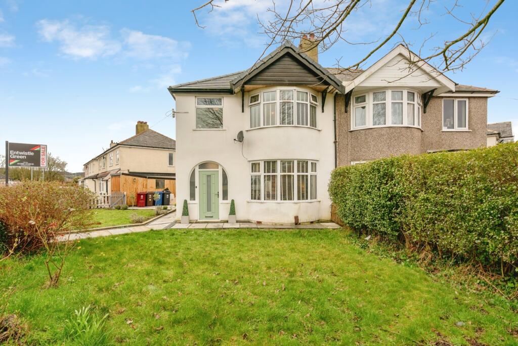 Main image of property: Springwood Road, Burnley, Lancashire, BB10