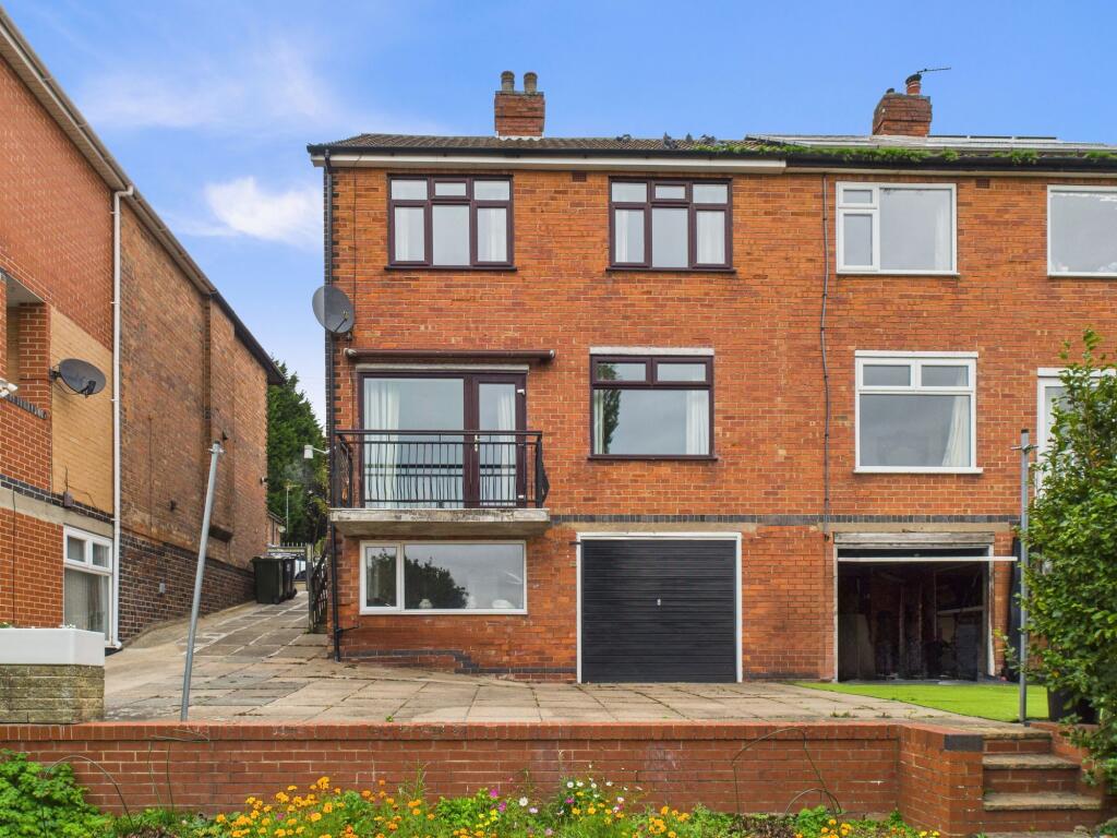 House in Nottingham - View 2