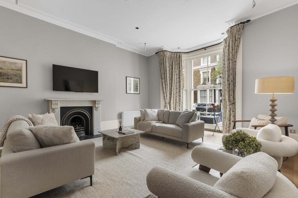 House in London - View 3