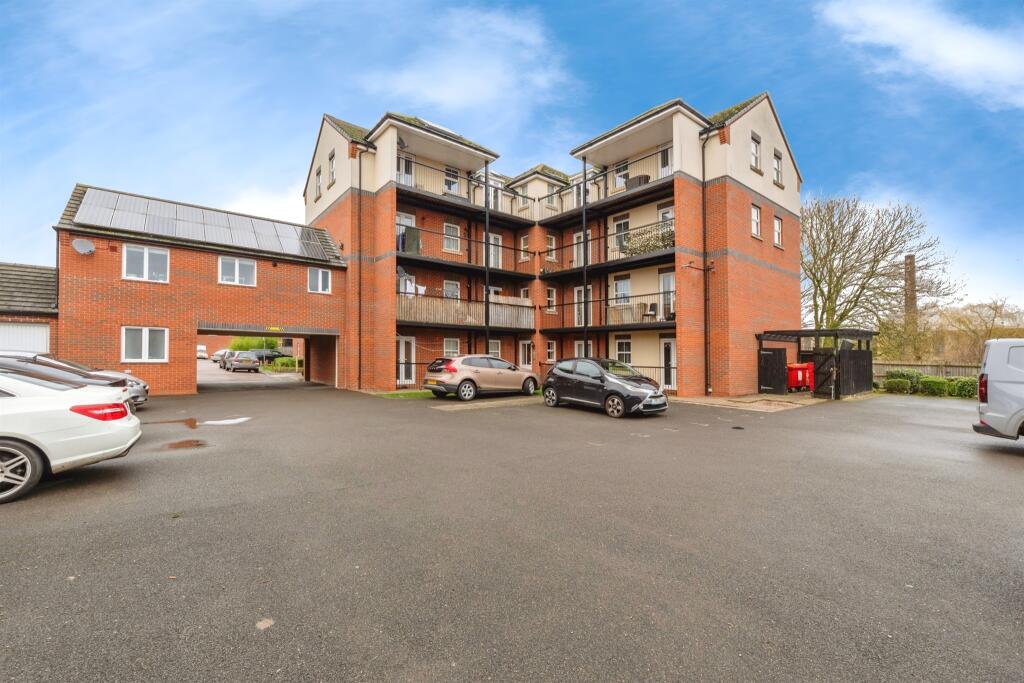 Beagle Close, Leicester photo 3