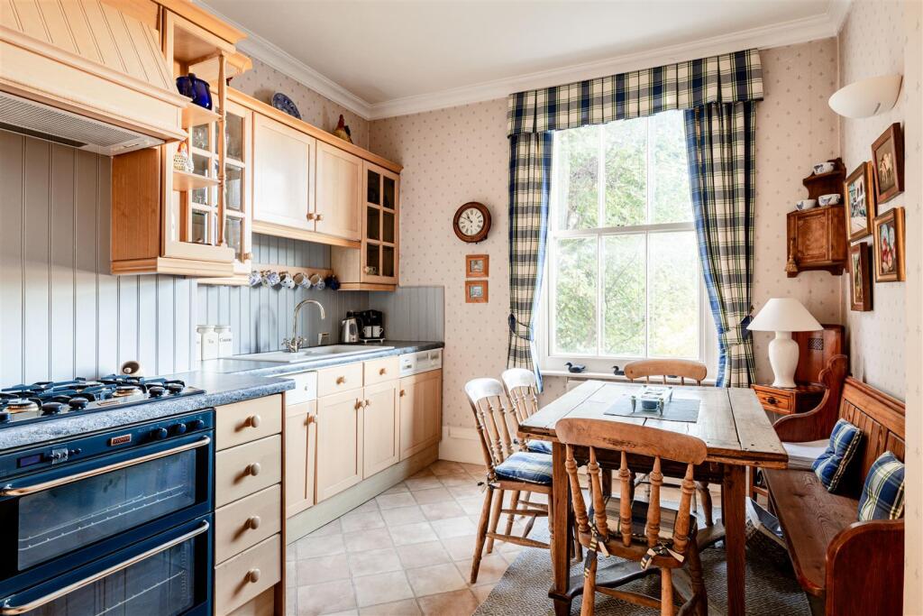 Apartment in London - View 5