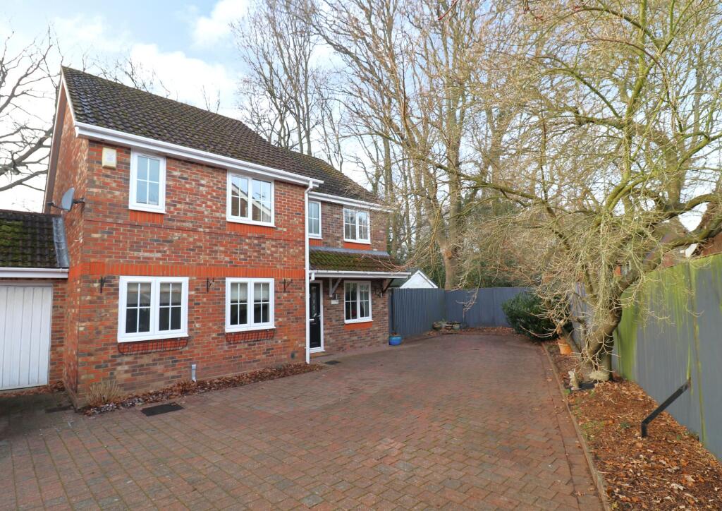 Main image of property: Churchward Gardens, Hedge End, SO30