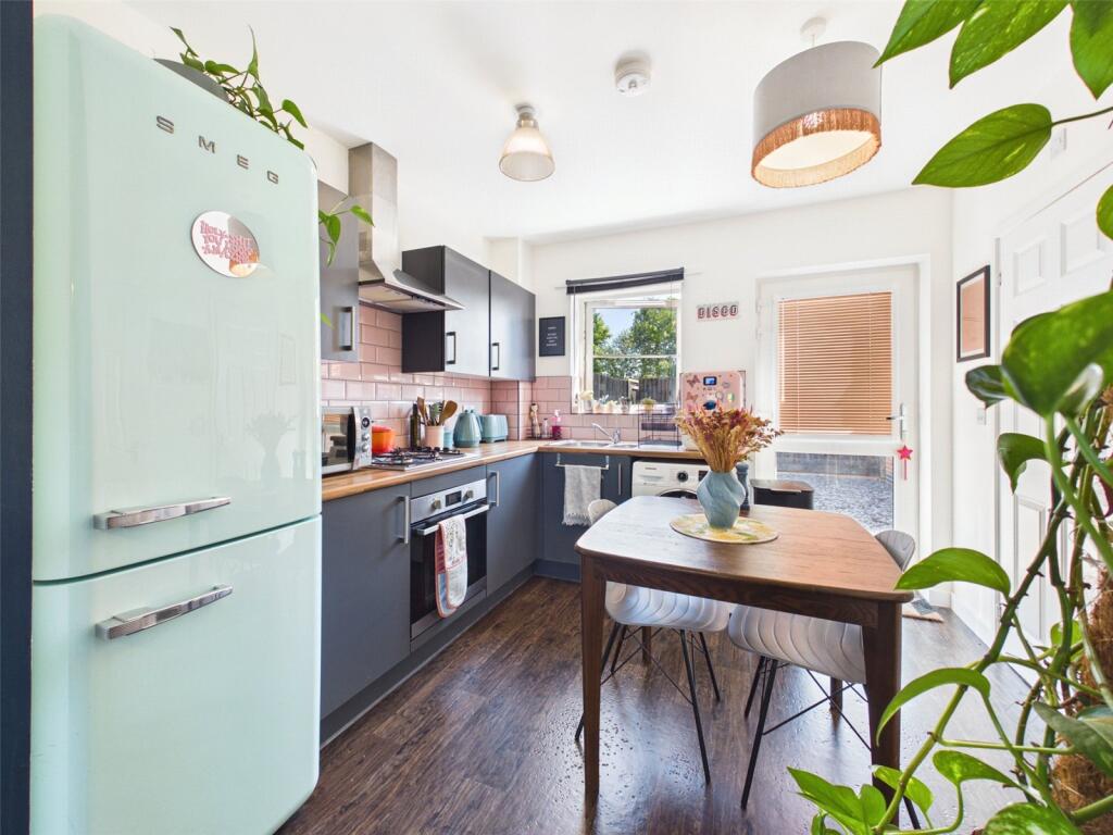 House in Nottingham, Nottinghamshire - View 5