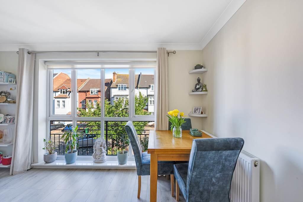 Apartment in London, Royal Borough of Kingston upon Thames - View 5