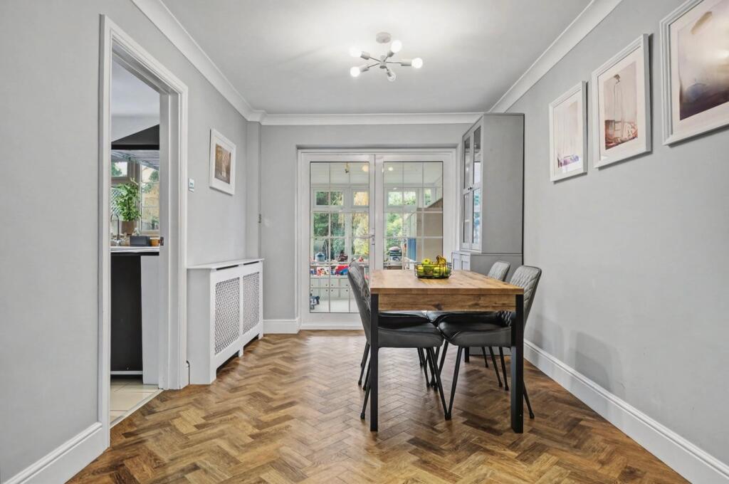 Tyrells Way, Great Baddow, Chelmsford, CM2 - View 5