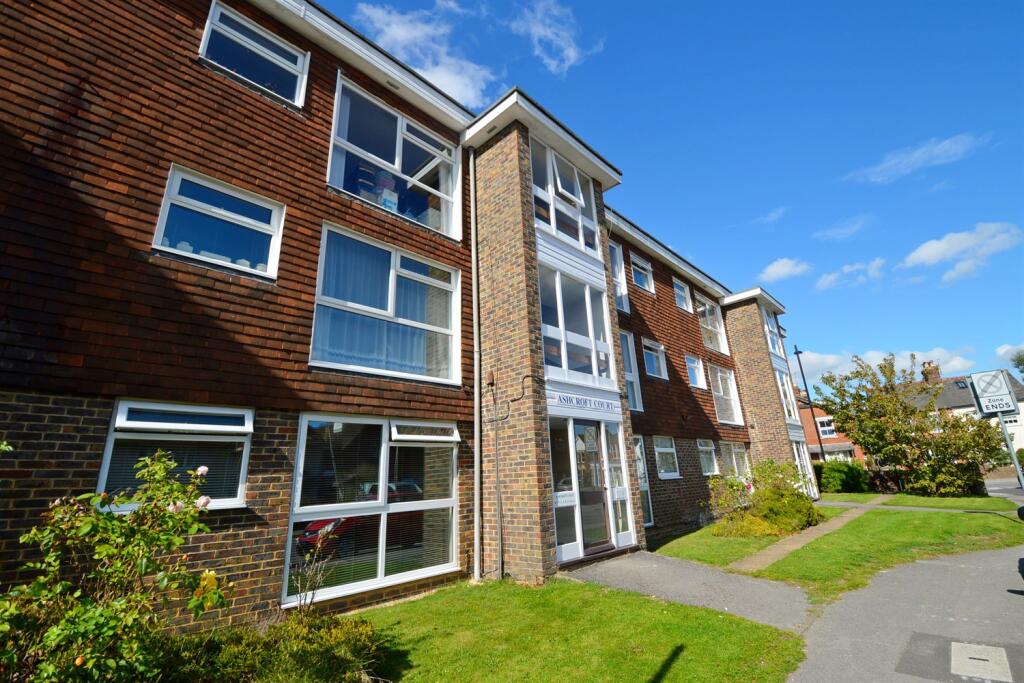 Main image of property: Ashcroft Court, Winton Road, Petersfield, GU32