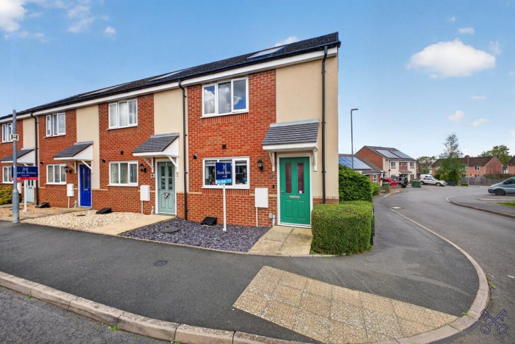 Main image of property: Greengage Way, Evesham, Worcestershire, WR11