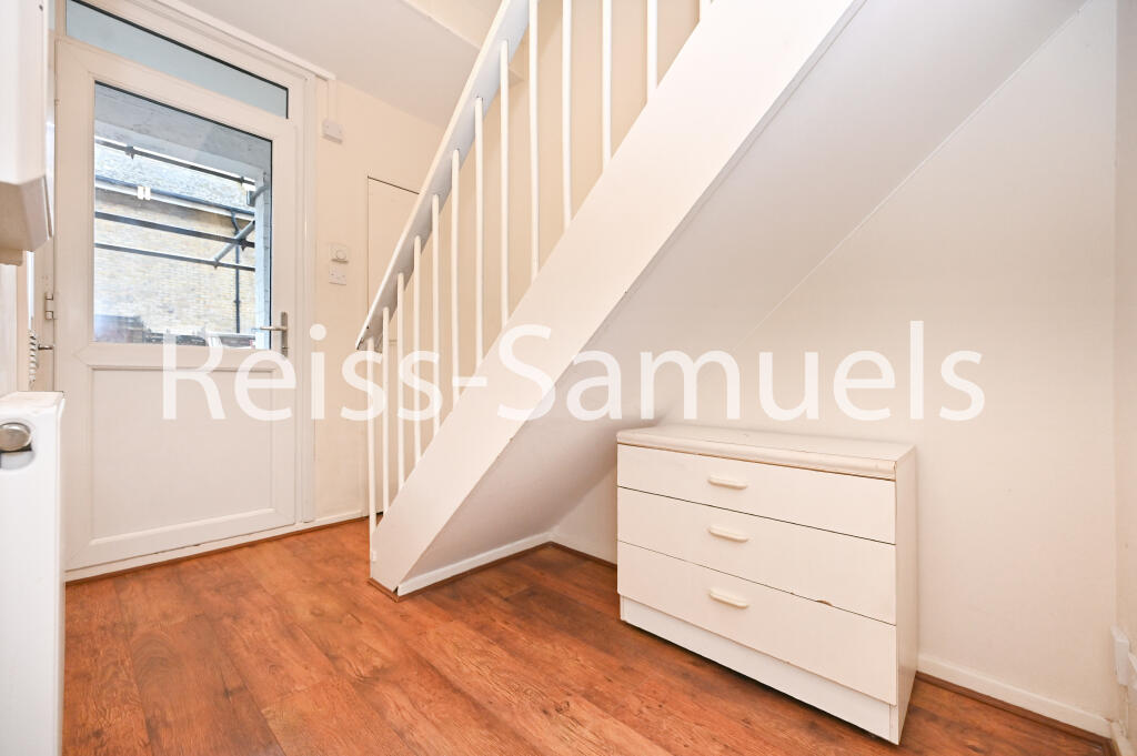 4 bedroom terraced house for rent