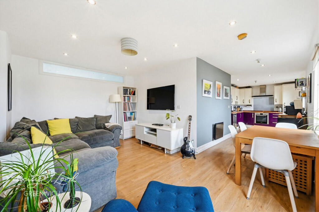 Main image of property: New Cross Road, London, SE14