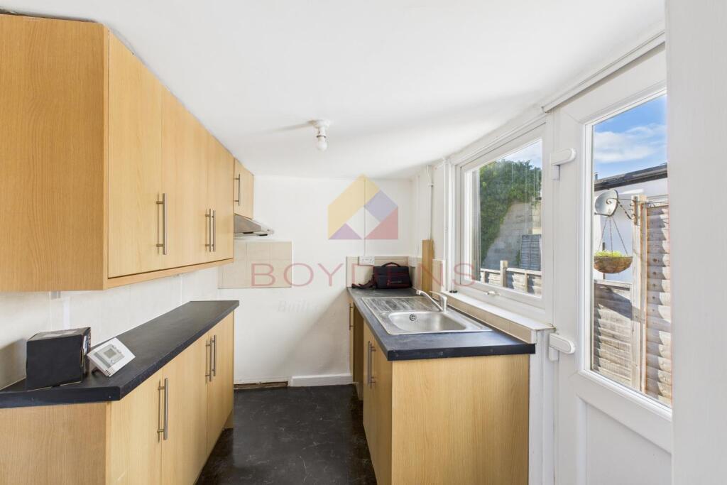 Greenstead Road, Colchester – pohled 6