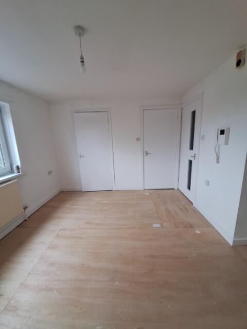 Apartment in Sheffield - View 5