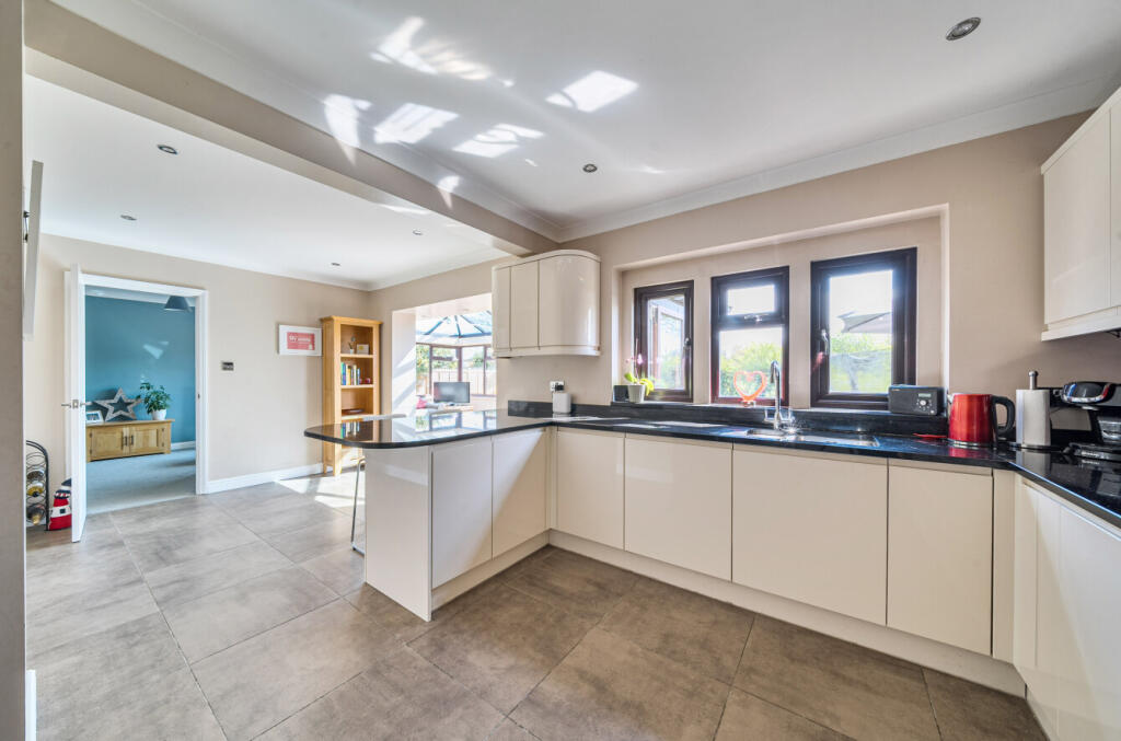 Additional image 6 of Petvin Close, Street, BA16